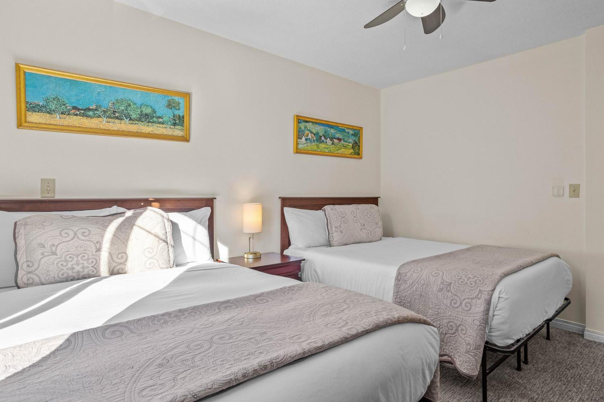 Appartement B212 Hot Tub, Ac X3, Parking, 2 Min To Banff Gate à Canmore Extérieur photo